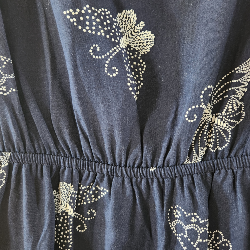 Gap Navy Blue Top With White Pattern - image 4